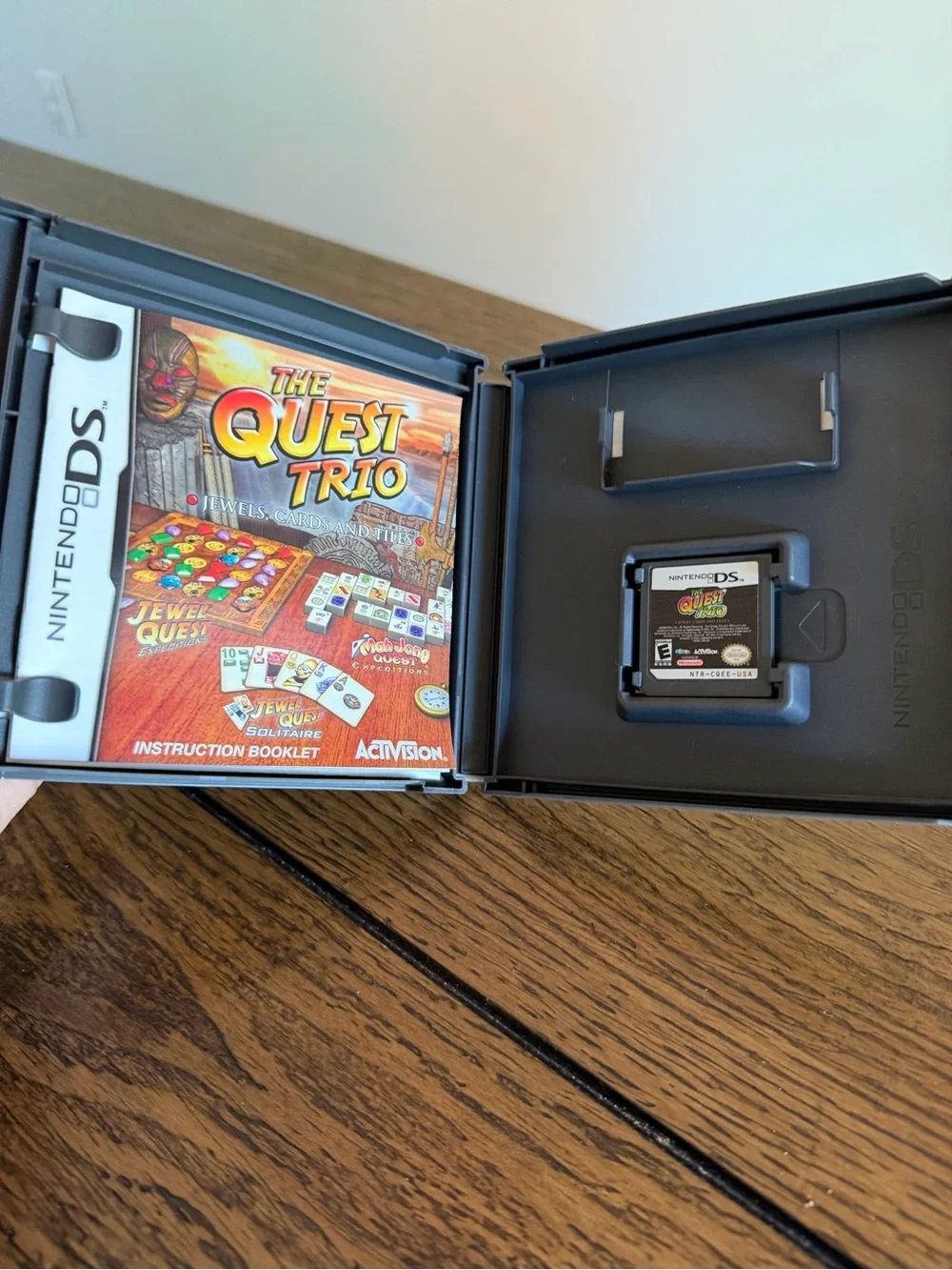 The Quest Trio Nintendo DS w/Case & Manual Tested